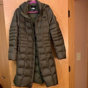 The Northface Women’s Metropolis Parka Size Large
